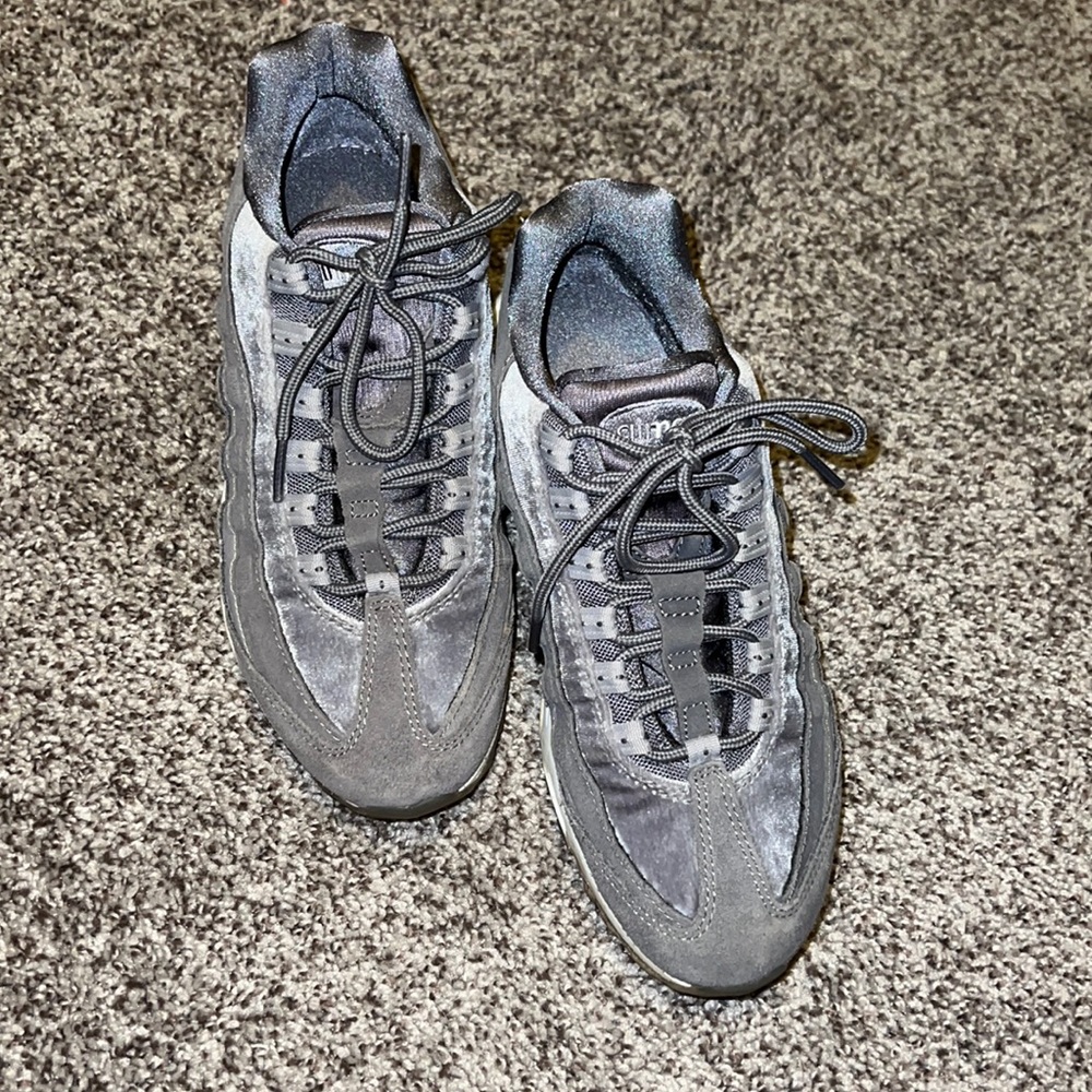 Grey Suede Nike Air max 95